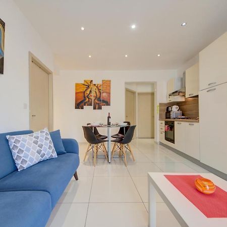 Sapphire Court 2 Bedroom Apartments By Shortletsmalta Sliema Exteriör bild