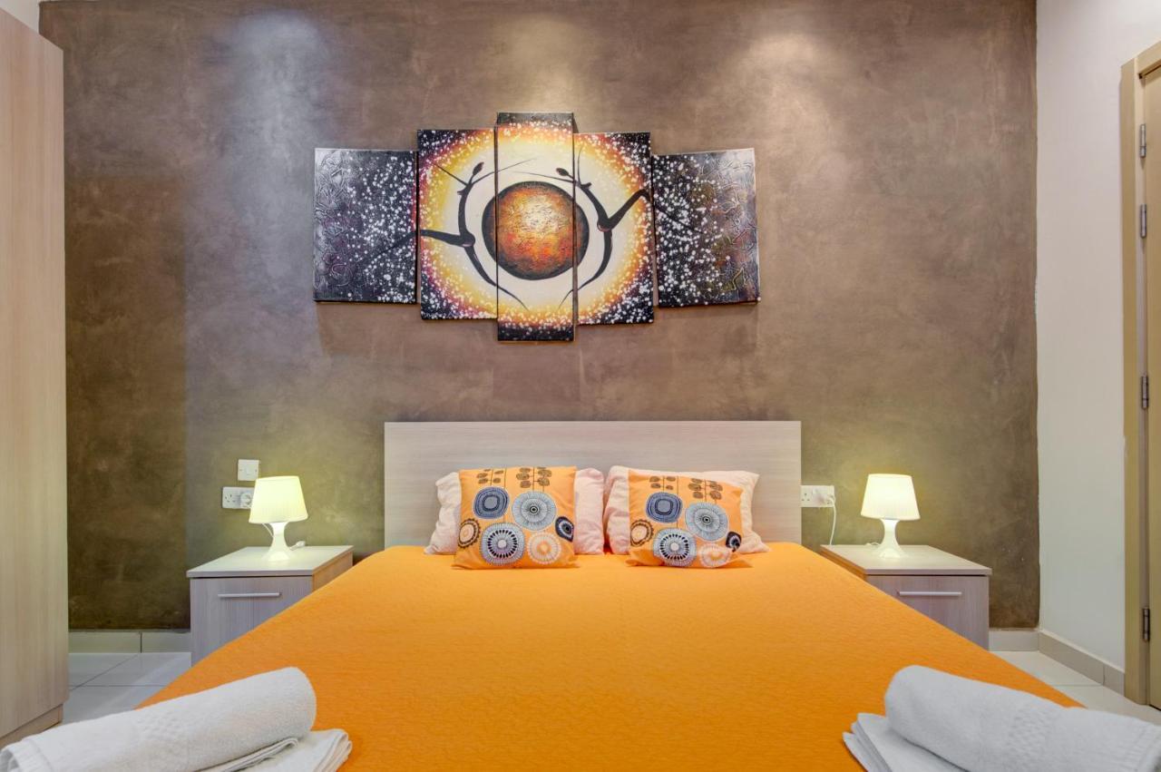 Sapphire Court 2 Bedroom Apartments By Shortletsmalta Sliema Exteriör bild
