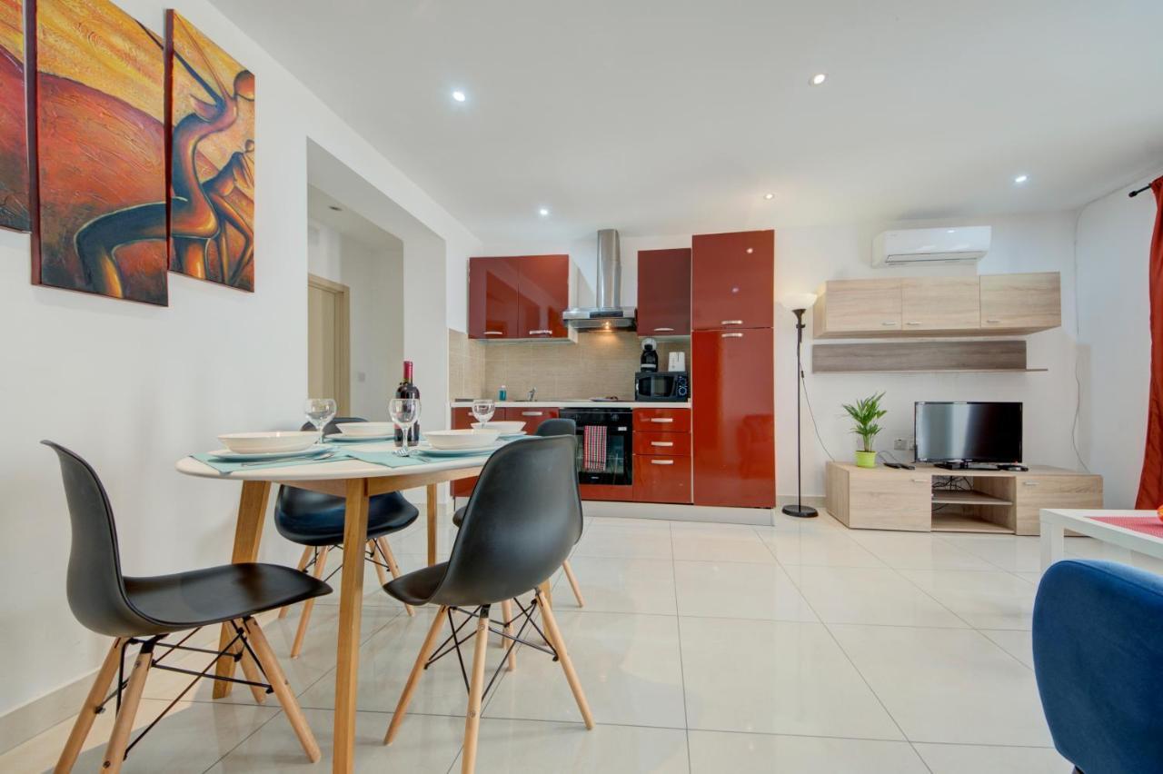 Sapphire Court 2 Bedroom Apartments By Shortletsmalta Sliema Exteriör bild